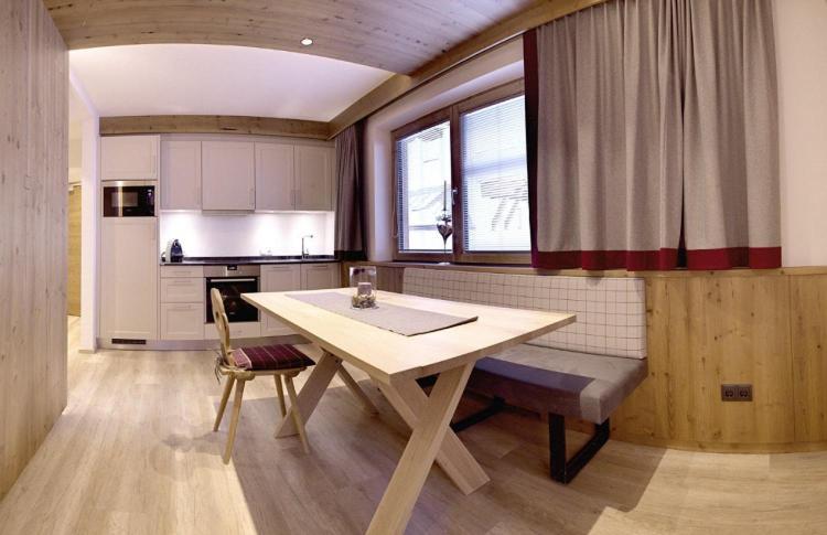 Haus Lina Lejlighed St Anton am Arlberg Eksteriør billede